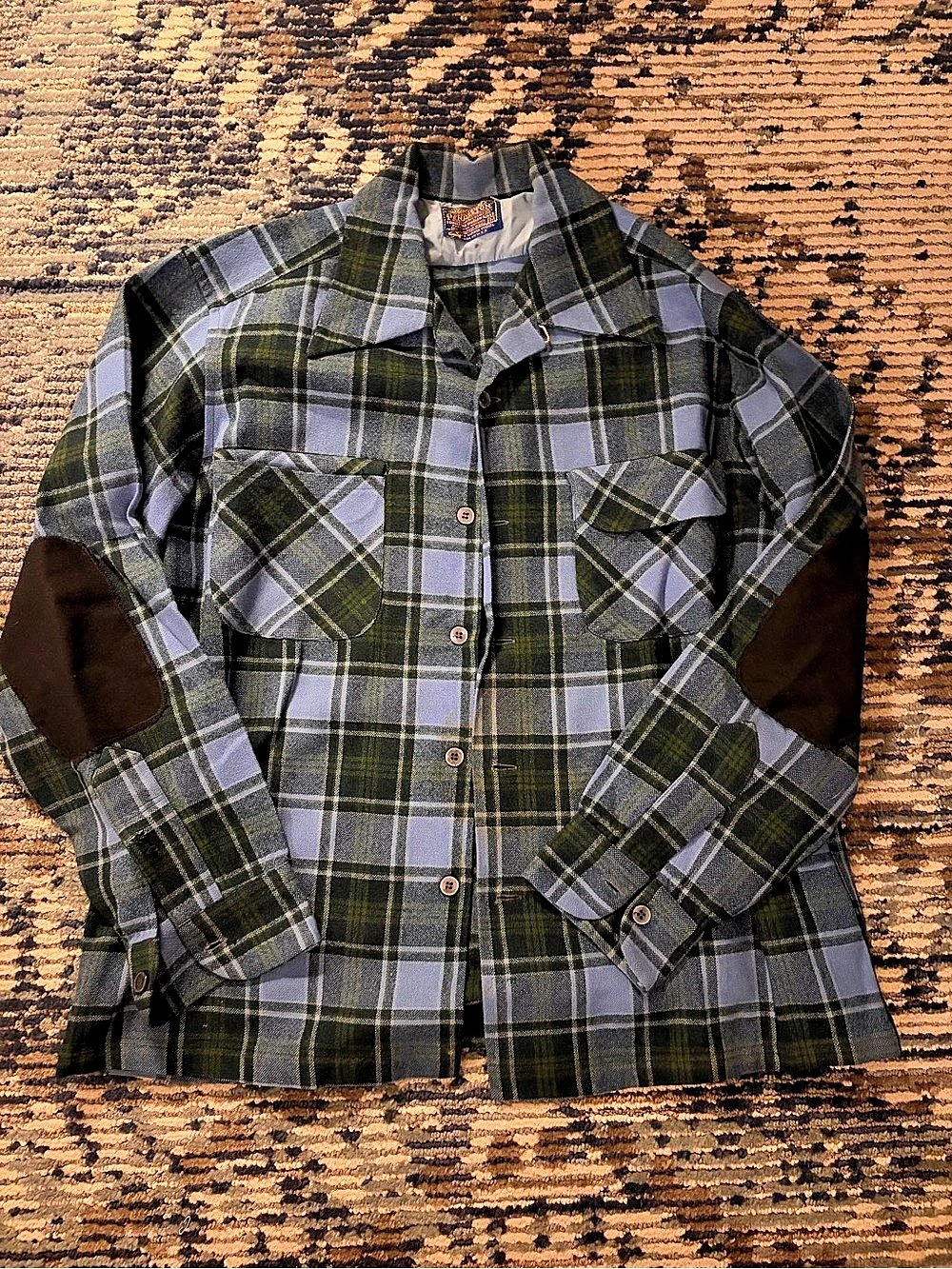 Vintage Pendleton Men's Plaid Button Down Green & Gray size Small